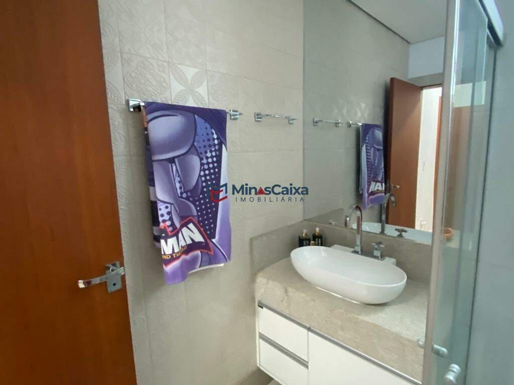 Apartamento, Funcionários, 3 Quartos, 3 Vagas, 2 Suítes