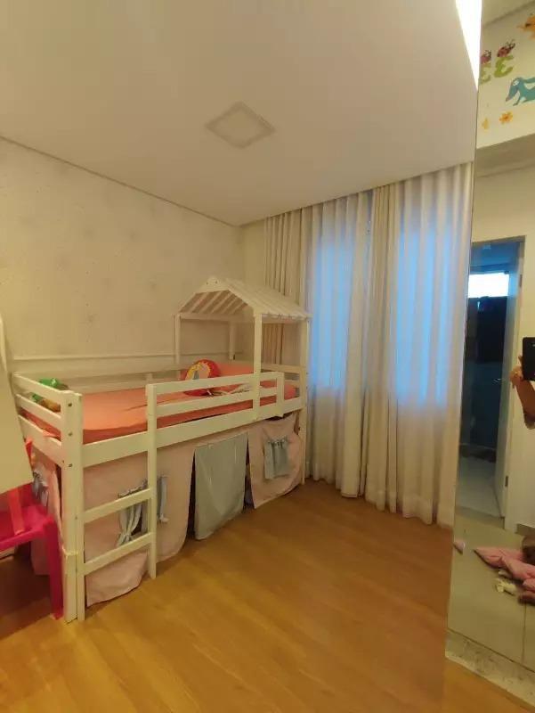 Cobertura, Estoril, 4 Quartos, 2 Vagas, 2 Suítes