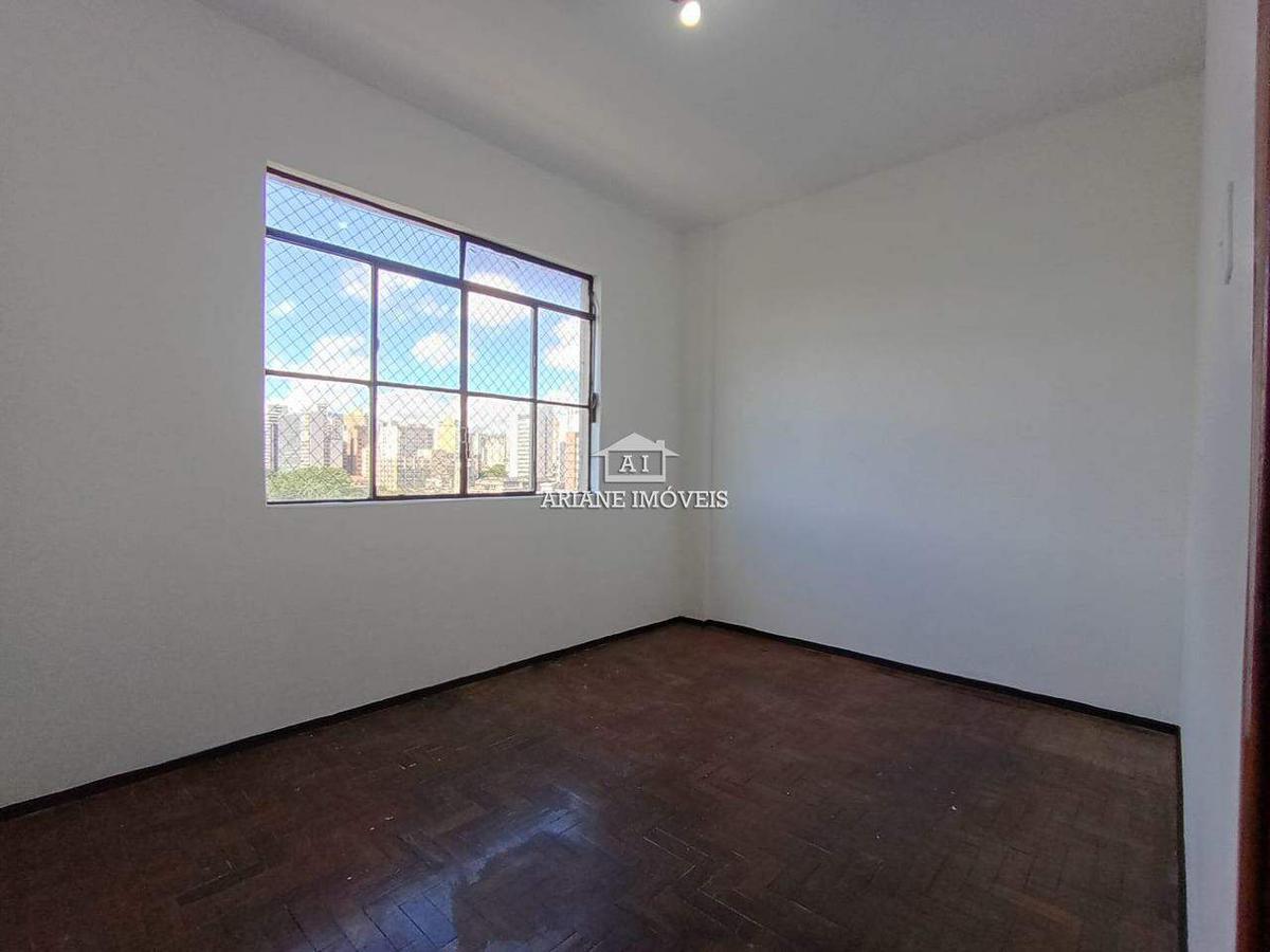 Apartamento, Centro, 2 Quartos, 0 Vaga