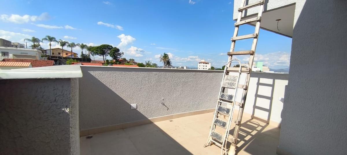 Cobertura, Santa Rosa, 3 Quartos, 2 Vagas, 1 Suíte