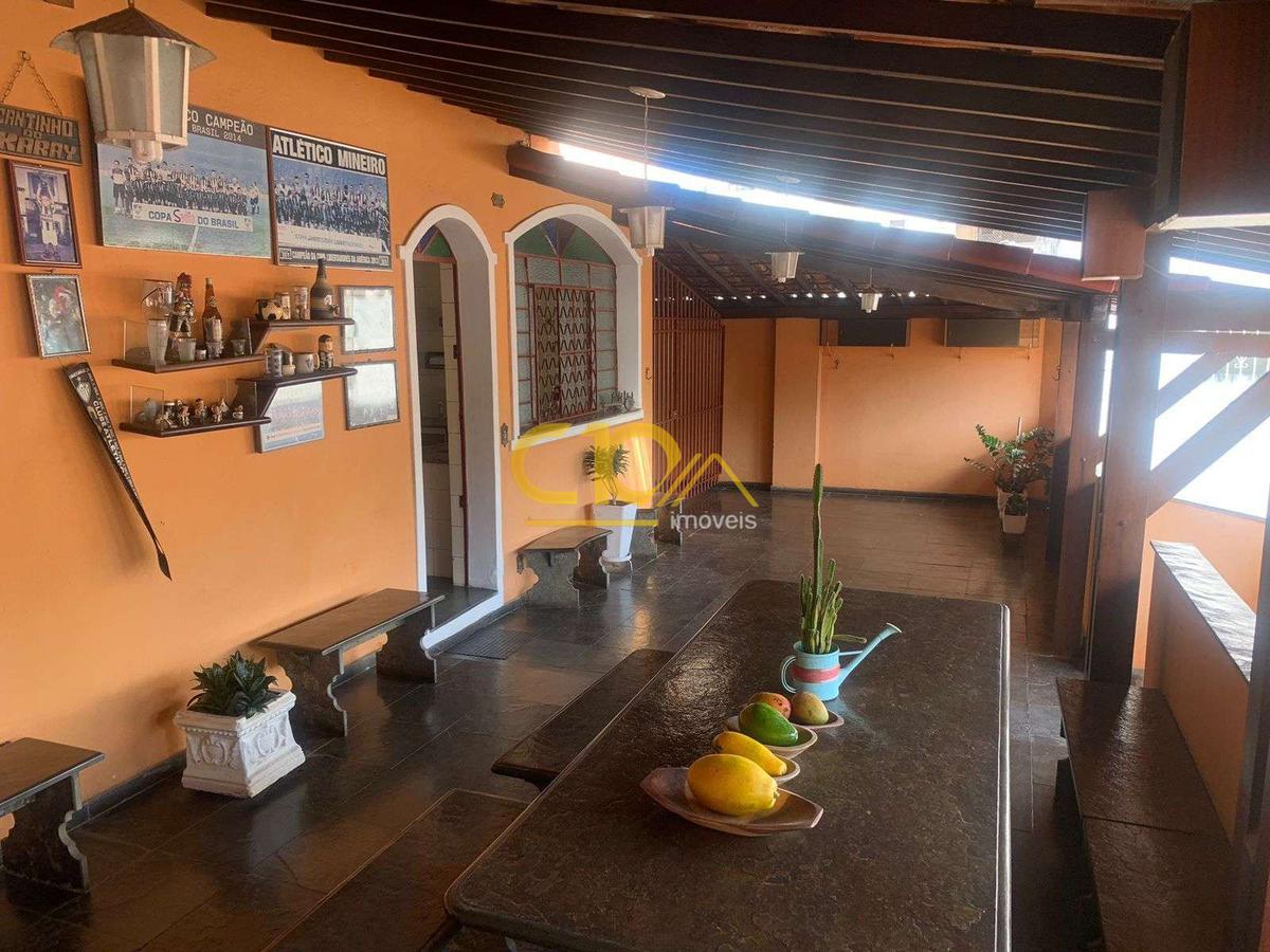 Casa, Cidade Nova, 4 Quartos, 3 Vagas, 1 Suíte