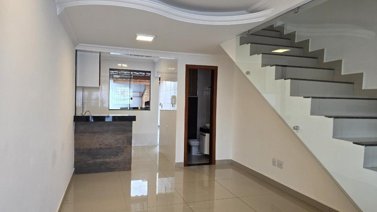 Casa, Santa Branca, 2 Quartos, 2 Vagas