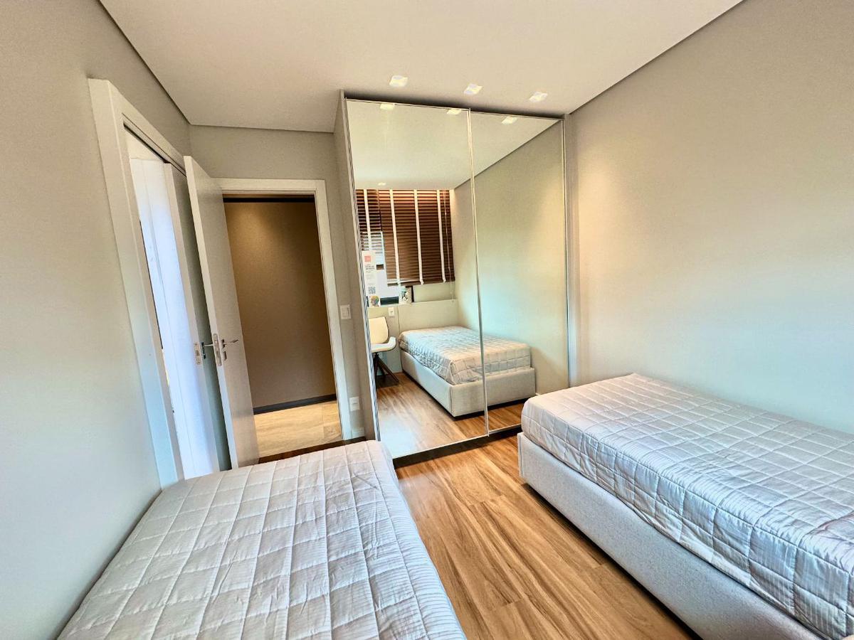 Apartamento, Serra, 4 Quartos, 4 Vagas, 2 Suítes