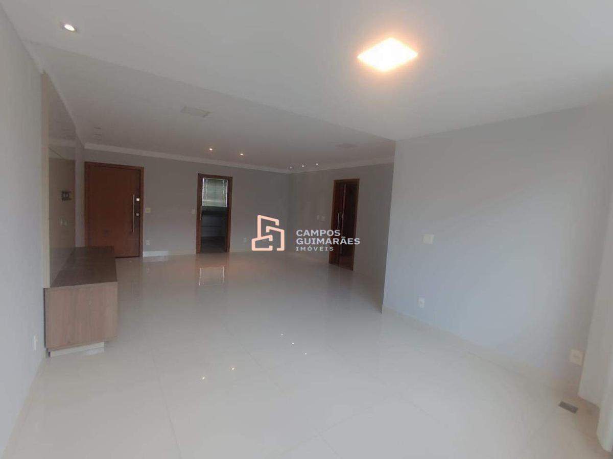 Apartamento, Barreiro, 3 Quartos, 3 Vagas, 1 Suíte
