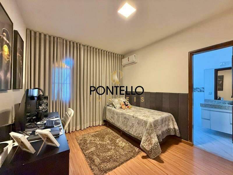 Casa, Alto Barroca, 5 Quartos, 2 Vagas, 2 Suítes