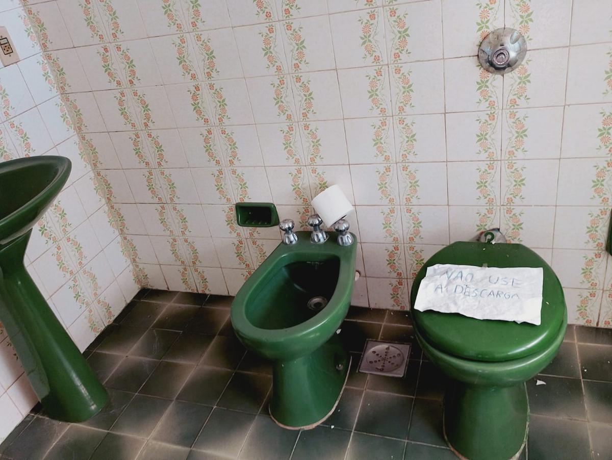 Casa, Santa Branca, 3 Quartos, 4 Vagas, 1 Suíte