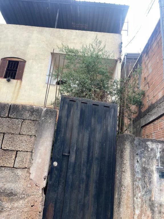 Casa, Mangabeiras, 2 Quartos, 0 Vaga