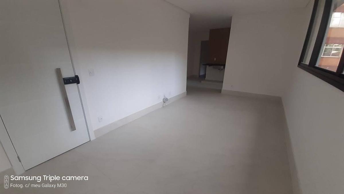 Cobertura, Santo Antônio, 3 Quartos, 2 Vagas, 1 Suíte