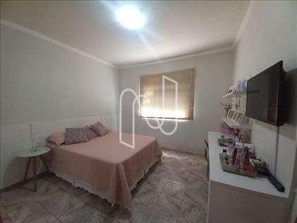 Casa, Visão, 3 Quartos, 2 Vagas, 1 Suíte