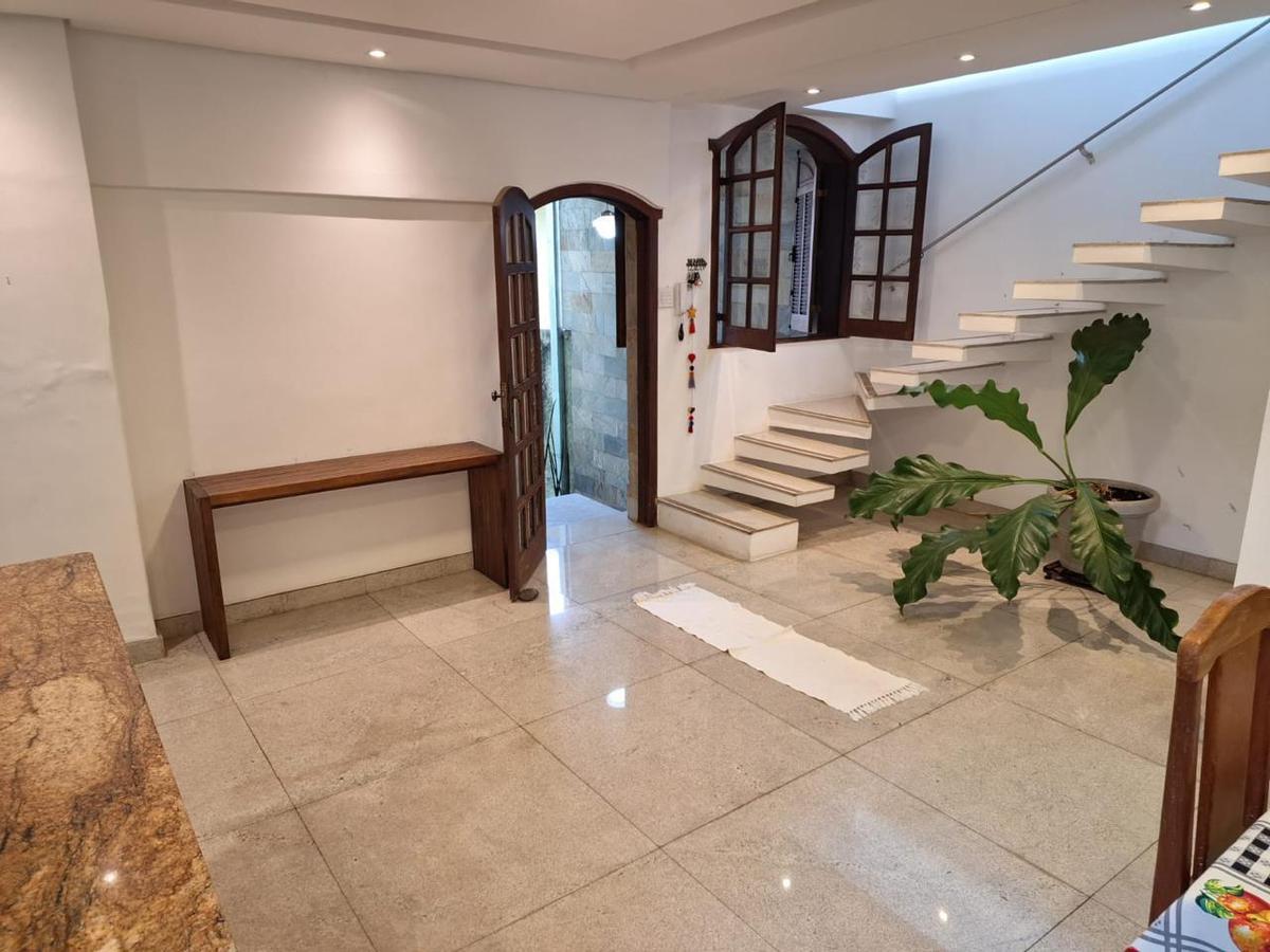 Casa, João Pinheiro, 4 Quartos, 0 Vaga, 2 Suítes