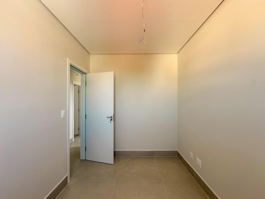 Cobertura, Planalto, 3 Quartos, 2 Vagas, 1 Suíte