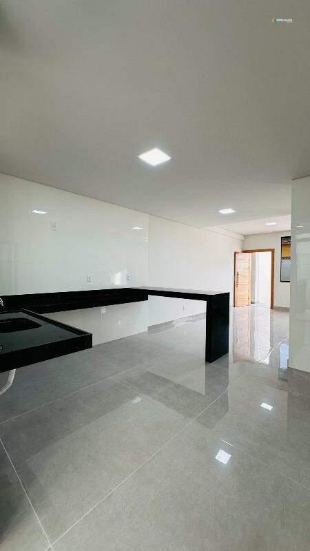 Casa, Boa Esperança, 3 Quartos, 2 Vagas, 1 Suíte