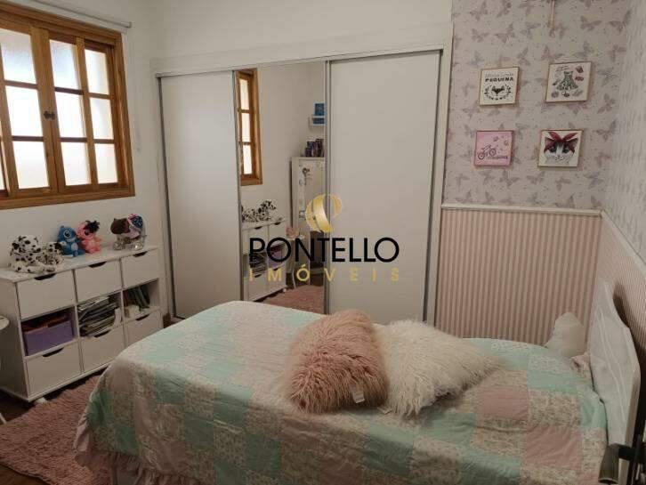 Casa, Jardim América, 3 Quartos, 3 Vagas, 2 Suítes