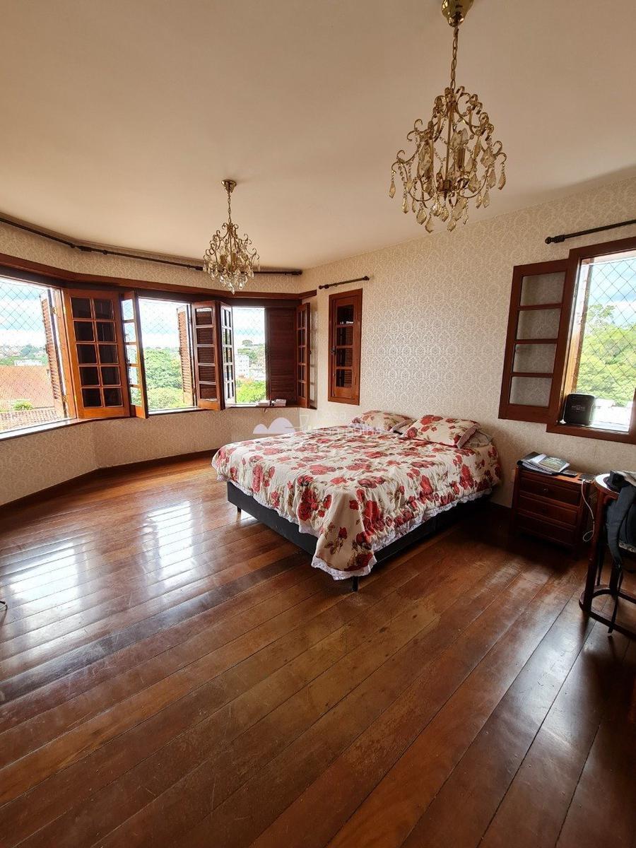 Casa, Itapoã, 5 Quartos, 4 Vagas, 2 Suítes