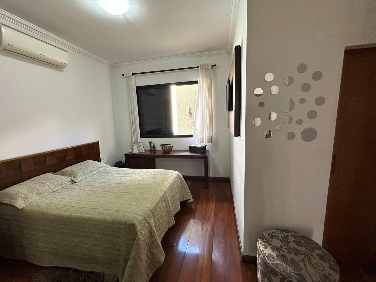 Casa, União, 3 Quartos, 6 Vagas, 1 Suíte