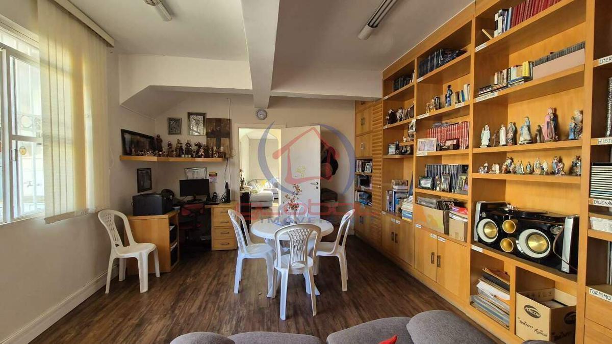 Casa, Ouro Preto, 5 Quartos, 2 Vagas, 1 Suíte