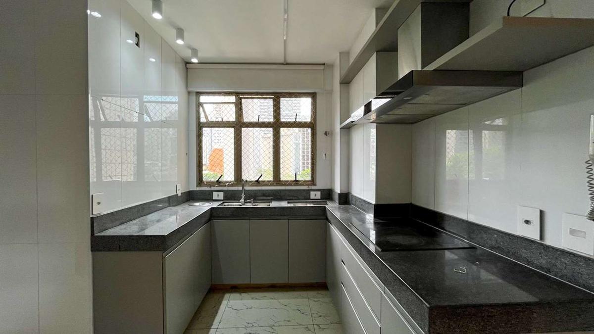 Apartamento, Funcionários, 3 Quartos, 2 Vagas, 1 Suíte