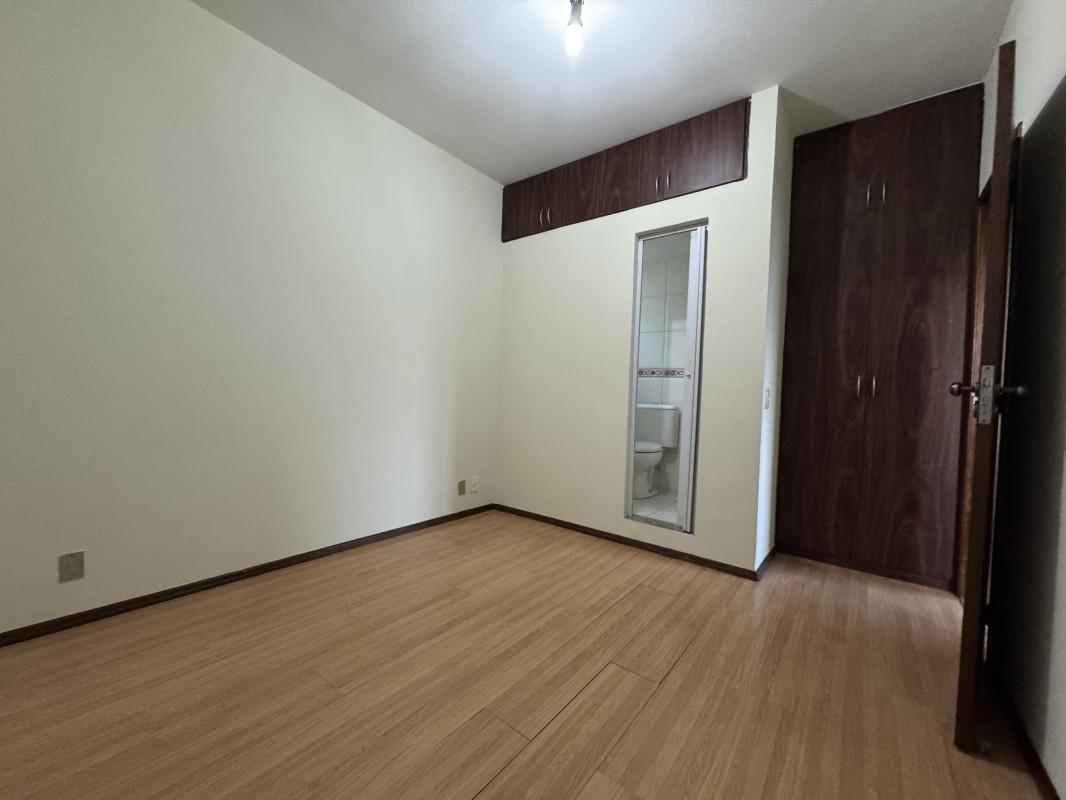 Apartamento, Sagrada Família, 3 Quartos, 2 Vagas, 1 Suíte