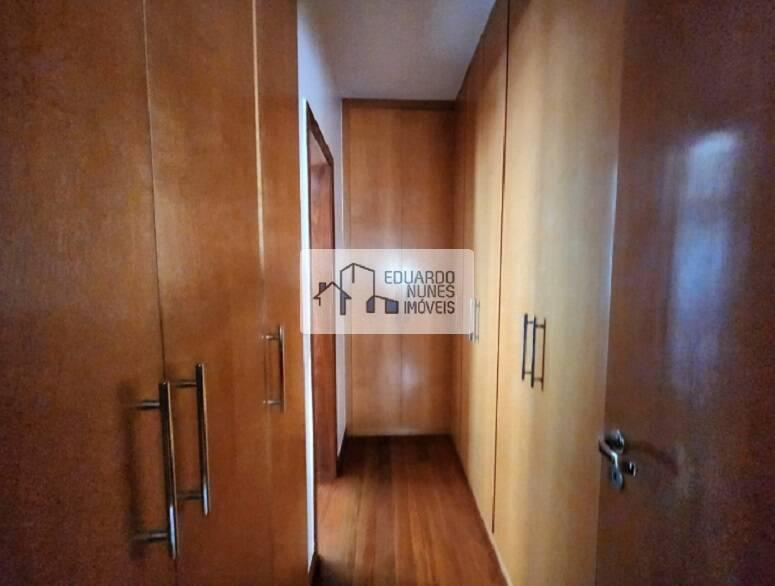 Apartamento, Funcionários, 4 Quartos, 0 Vaga, 2 Suítes