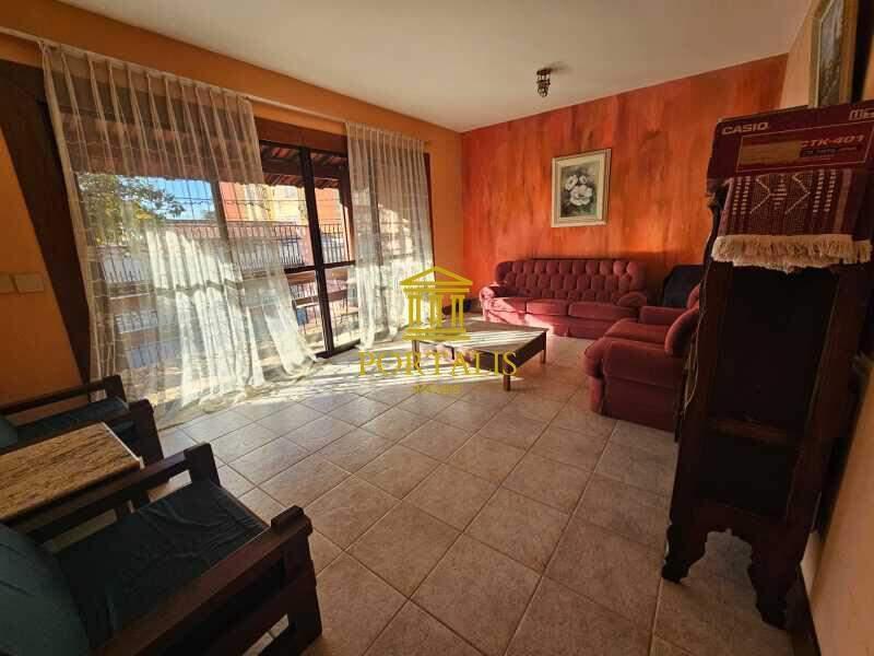 Casa, Nova Suíssa, 4 Quartos, 4 Vagas, 1 Suíte
