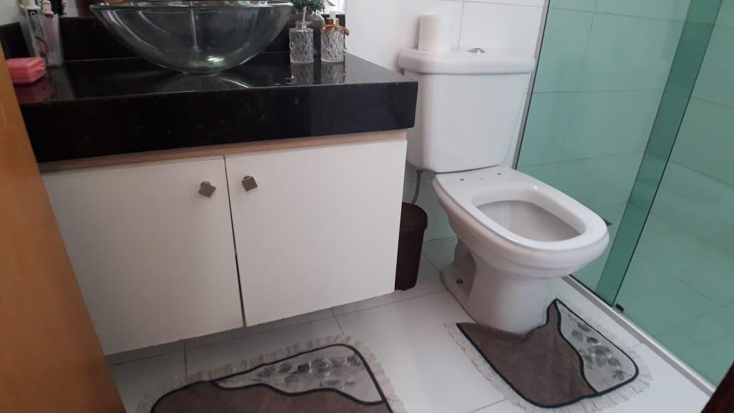 Casa, Europa, 3 Quartos, 4 Vagas, 1 Suíte