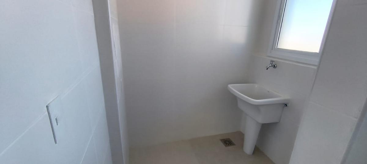 Apartamento, Esplanada, 2 Quartos, 1 Vaga, 1 Suíte