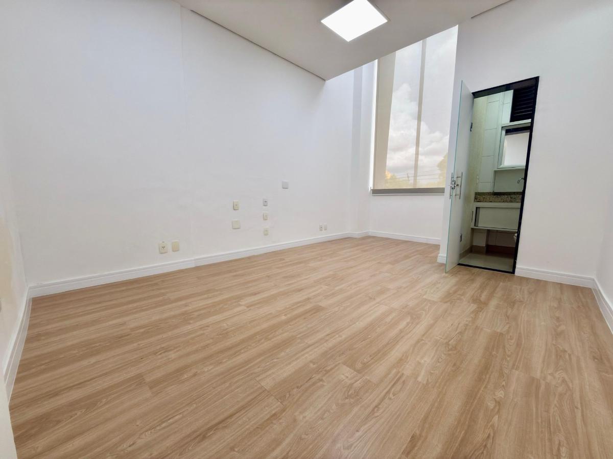 Sala, São José, 0 Quarto, 1 Vaga