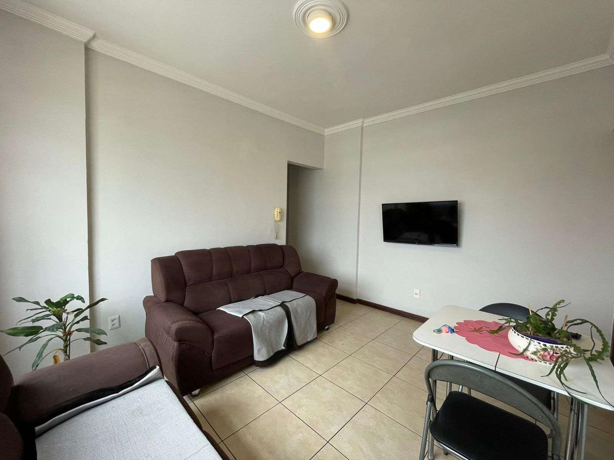 Apartamento, Floresta, 2 Quartos, 1 Vaga