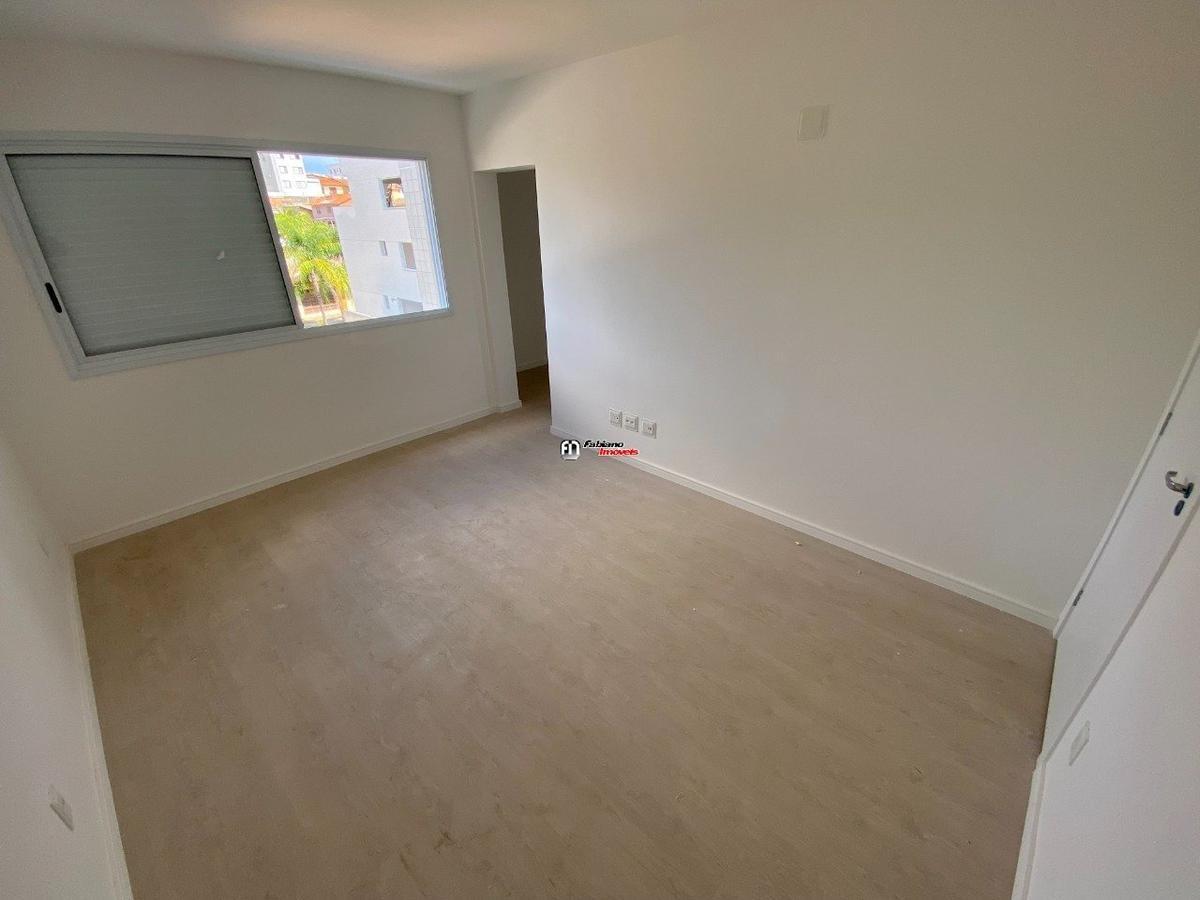 Apartamento, Jaraguá, 4 Quartos, 4 Vagas, 2 Suítes