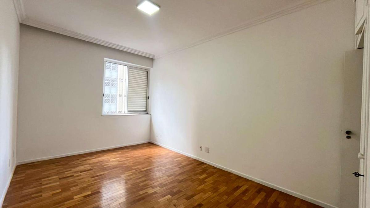 Apartamento, Centro, 4 Quartos, 2 Vagas, 1 Suíte