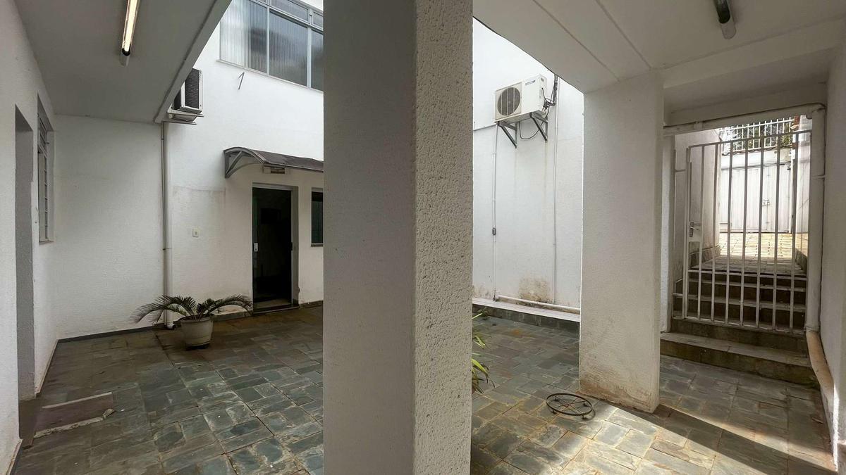 Casa, São Lucas, 7 Quartos, 3 Vagas, 1 Suíte