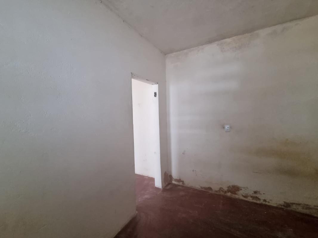 Quitinete, Industrial, 1 Quarto, 0 Vaga