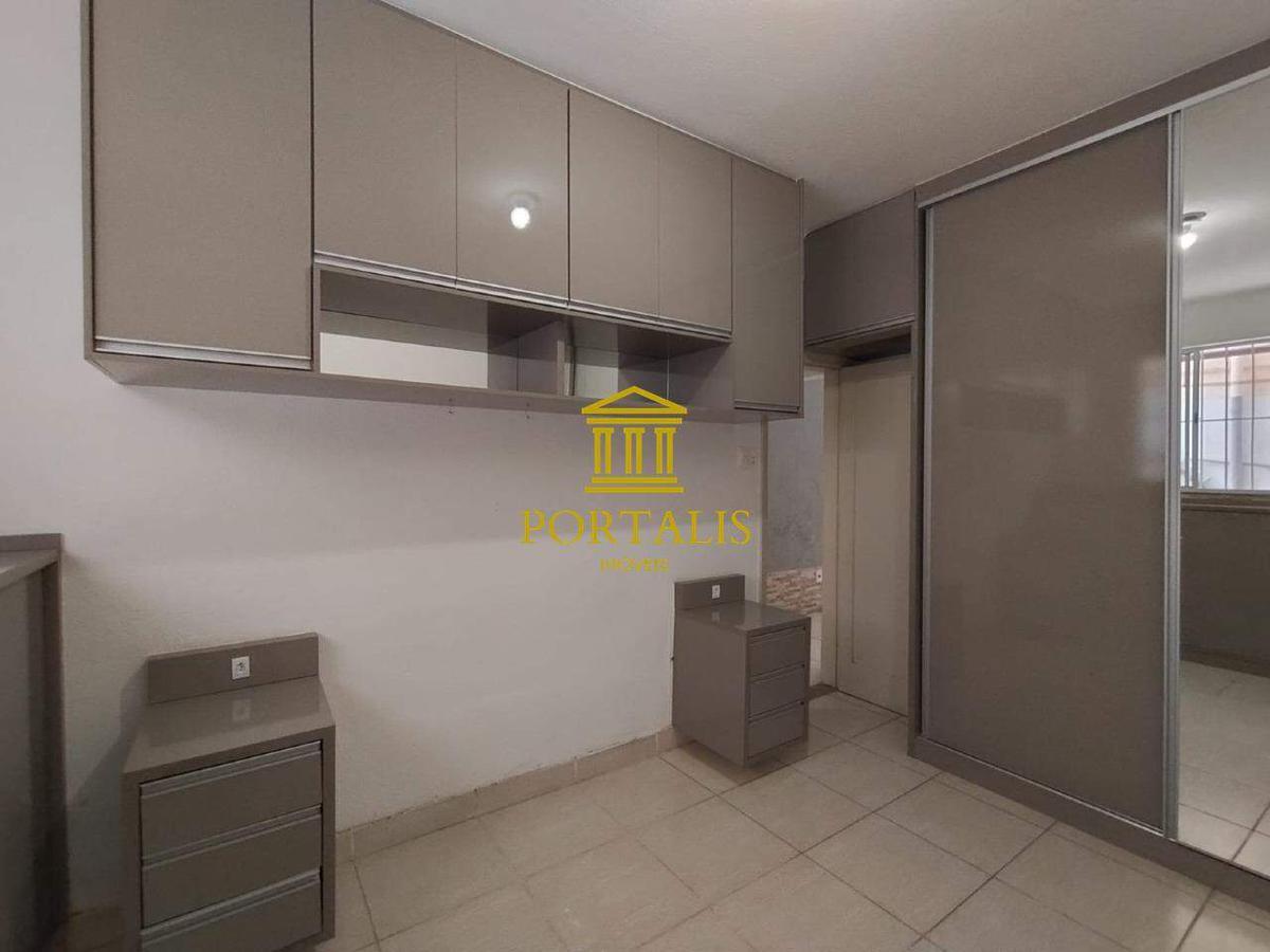 Apartamento, Floresta, 2 Quartos, 0 Vaga