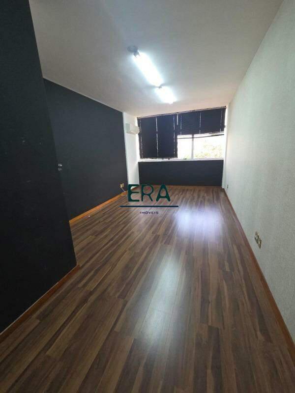 Sala, São Bento, 0 Quarto, 0 Vaga