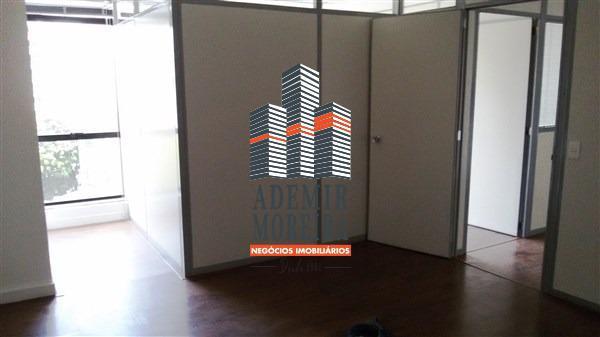 Andar, Funcionários