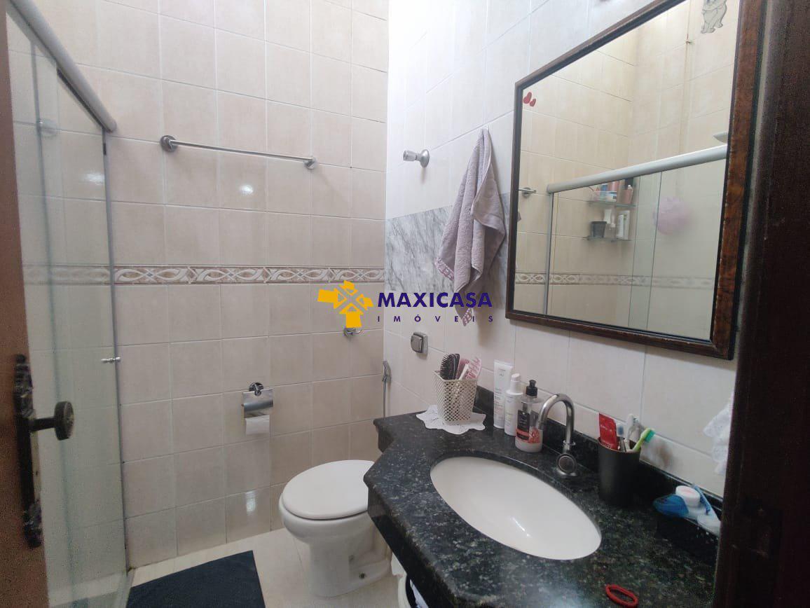 Casa, Santa Terezinha, 2 Quartos, 2 Vagas