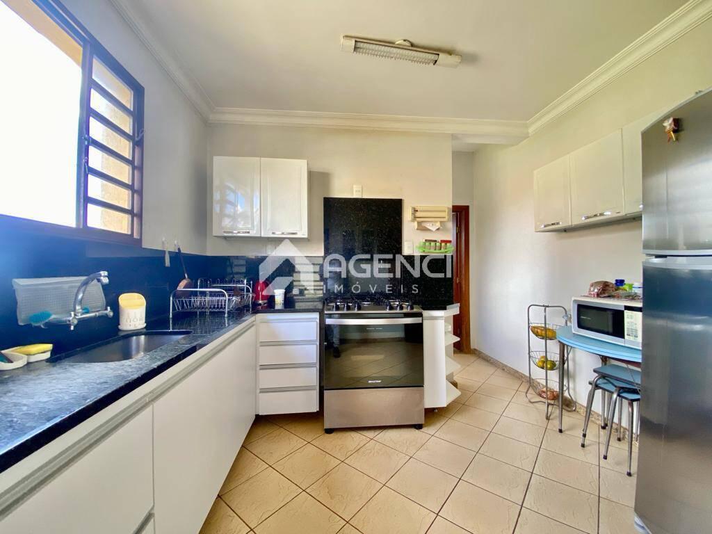 Casa, Vale do Sol, 4 Quartos, 0 Vaga, 2 Suítes