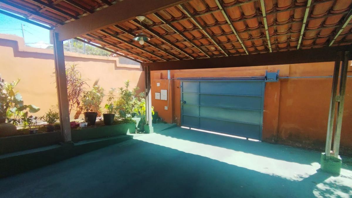 Casa, Solimões, 5 Quartos, 3 Vagas, 1 Suíte