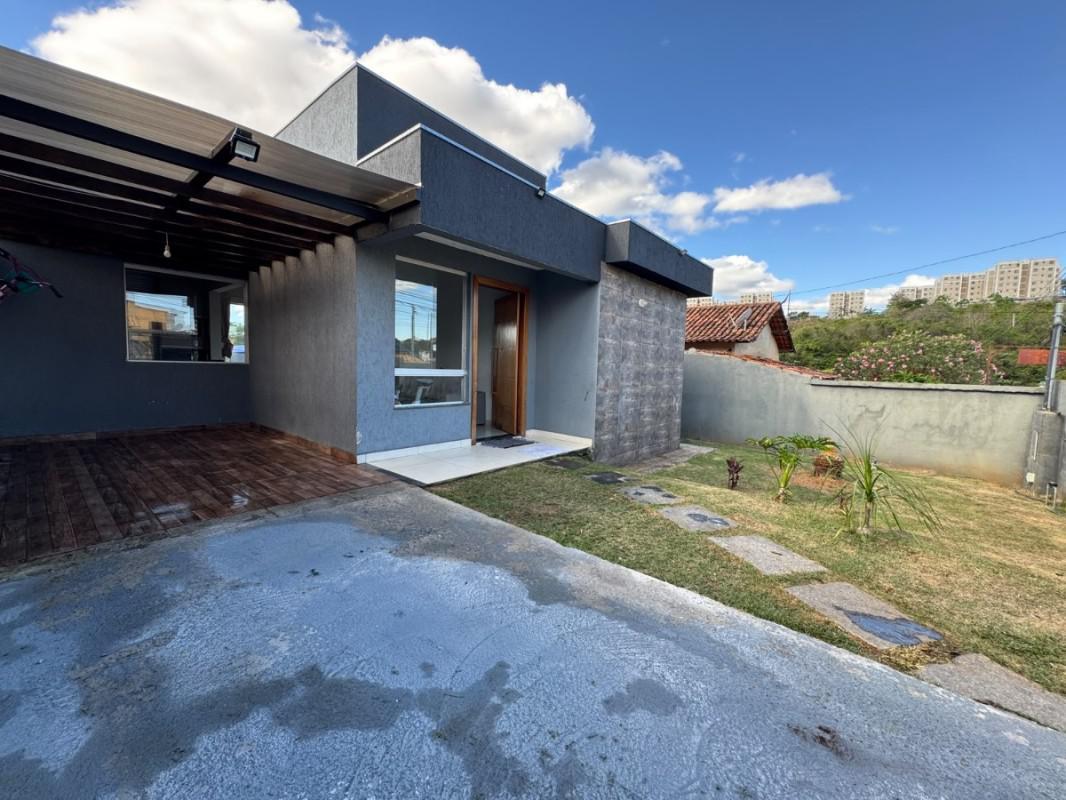 Casa, Vila Rica, 3 Quartos, 2 Vagas, 1 Suíte