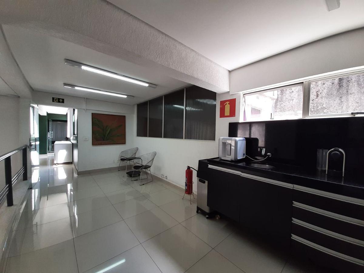 Prédio, Alto Barroca, 1 Quarto, 10 Vagas, 1 Suíte