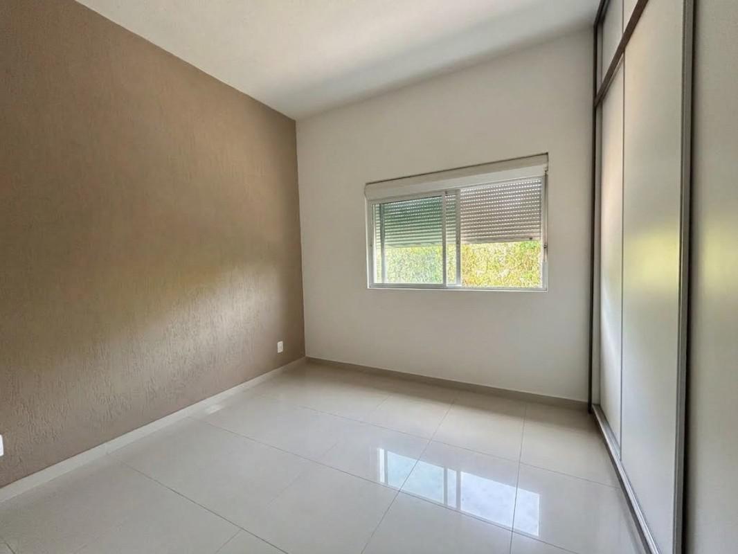 Casa, Condados da Lagoa, 4 Quartos, 4 Vagas, 2 Suítes