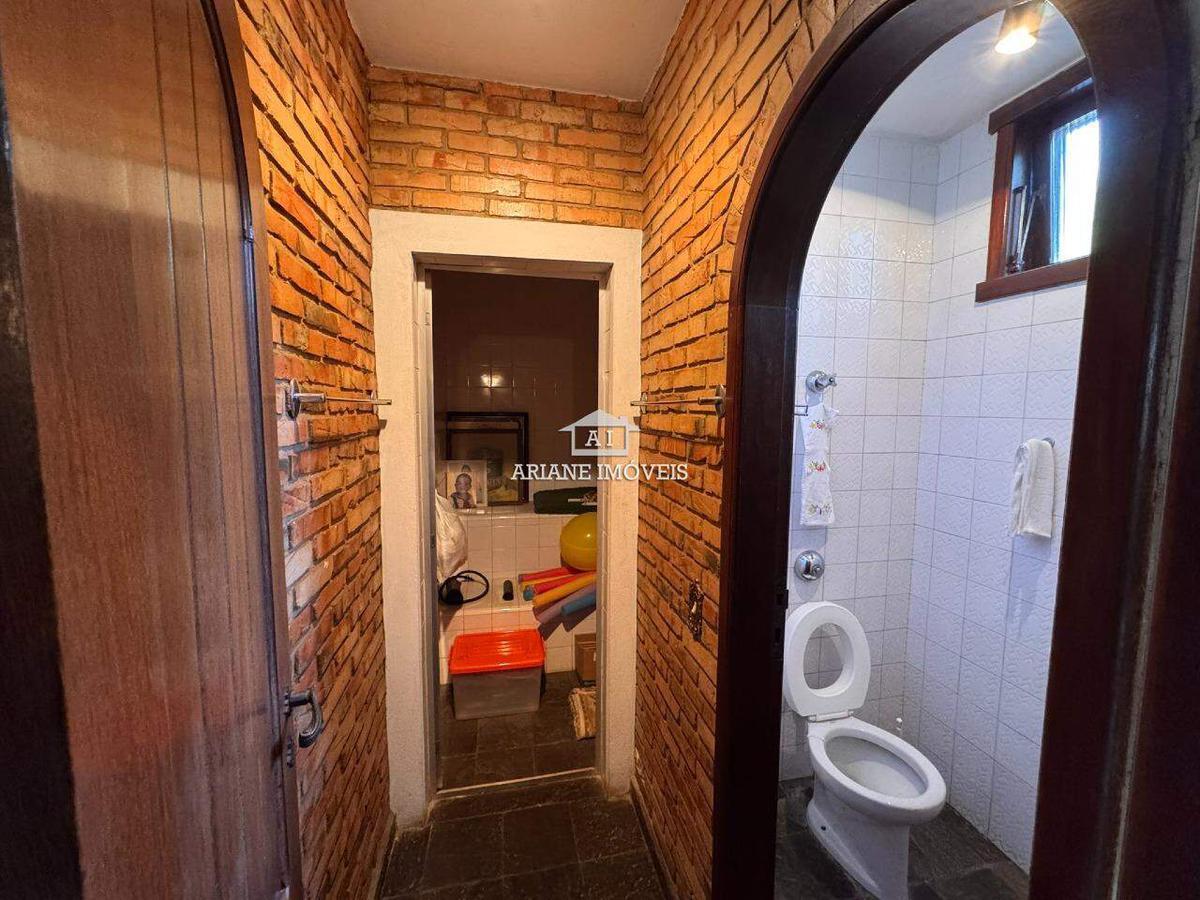 Casa, Bandeirantes (pampulha), 4 Quartos, 10 Vagas, 3 Suítes