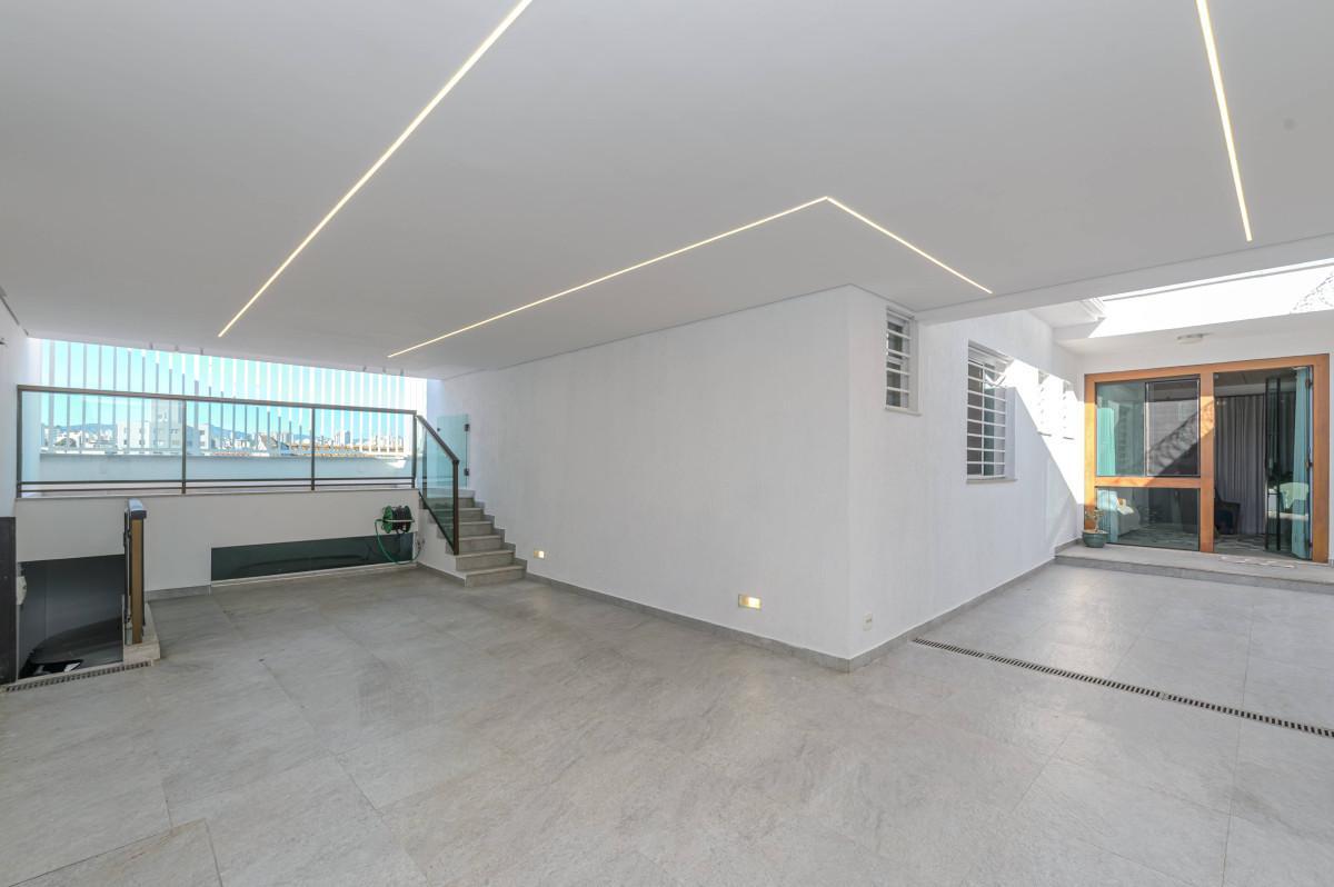 Casa, Padre Eustáquio, 4 Quartos, 0 Vaga, 3 Suítes