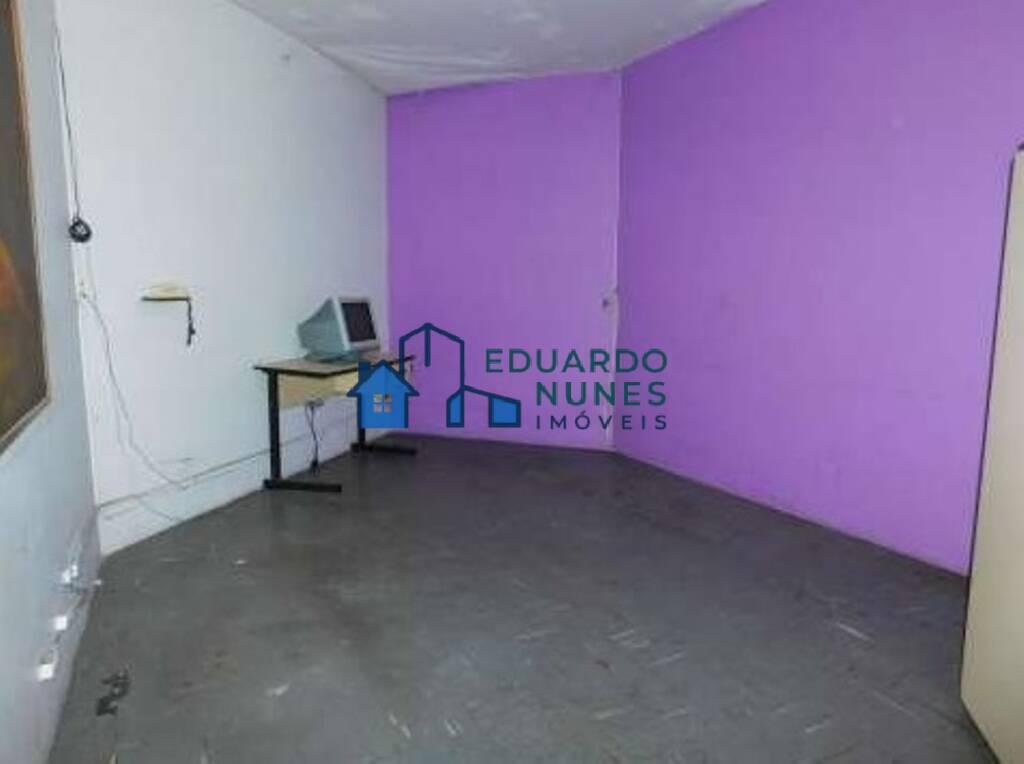 Casa, Funcionários, 4 Quartos, 0 Vaga