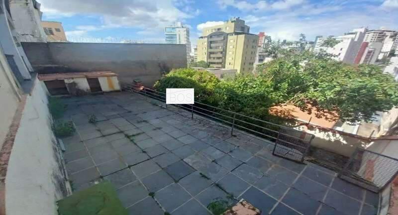 Casa, Cidade Nova, 5 Quartos, 3 Vagas, 1 Suíte