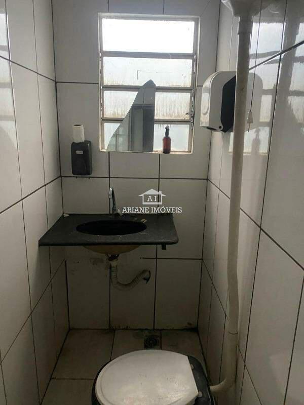 Galpão, Barreiro, 0 Quarto, 0 Vaga