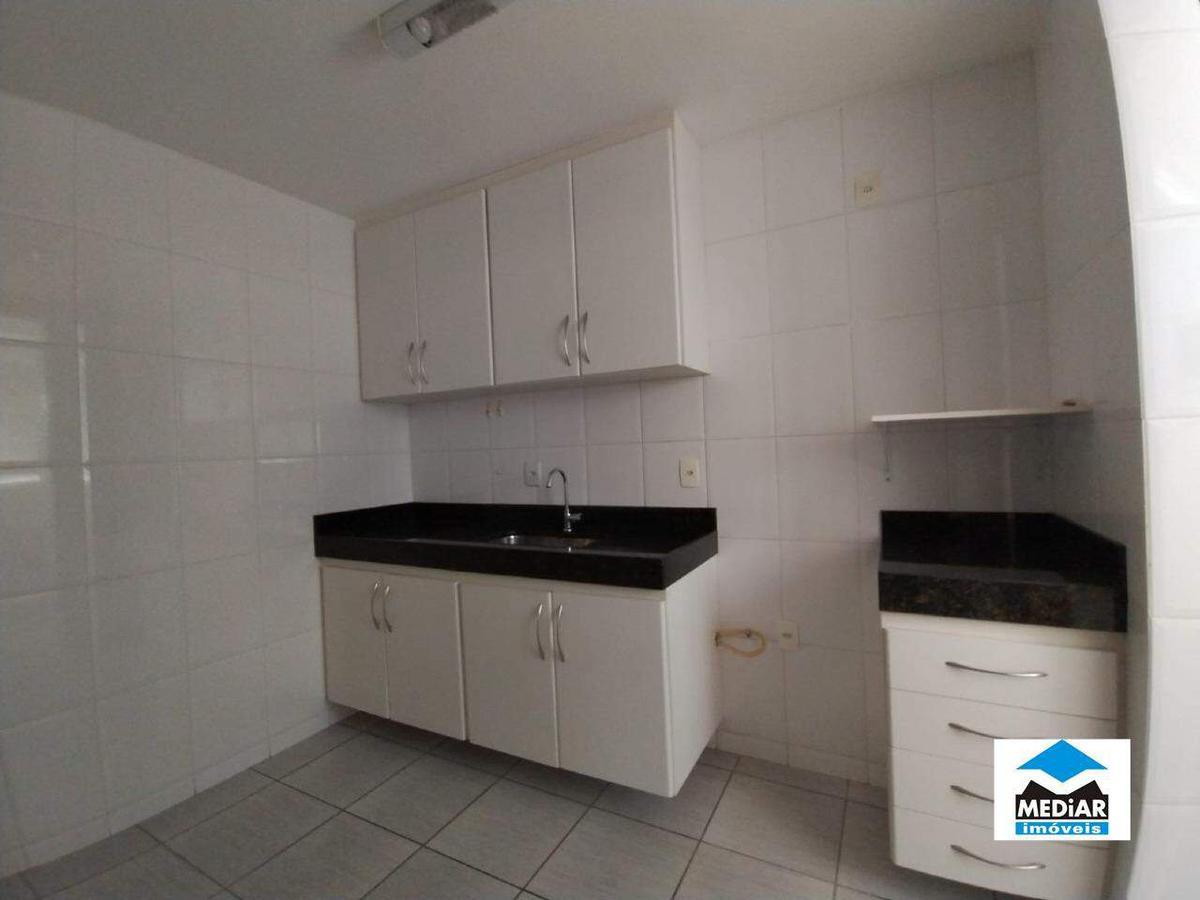Apartamento, Sagrada Família, 3 Quartos, 2 Vagas, 1 Suíte