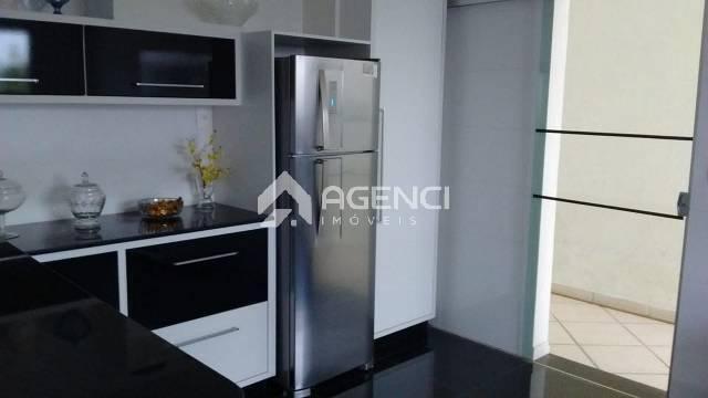 Casa, Camargos, 5 Quartos, 0 Vaga, 3 Suítes