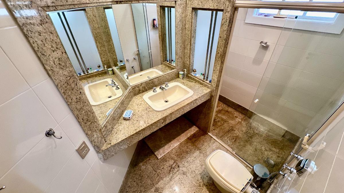Casa, Bandeirantes (pampulha), 5 Quartos, 10 Vagas, 3 Suítes