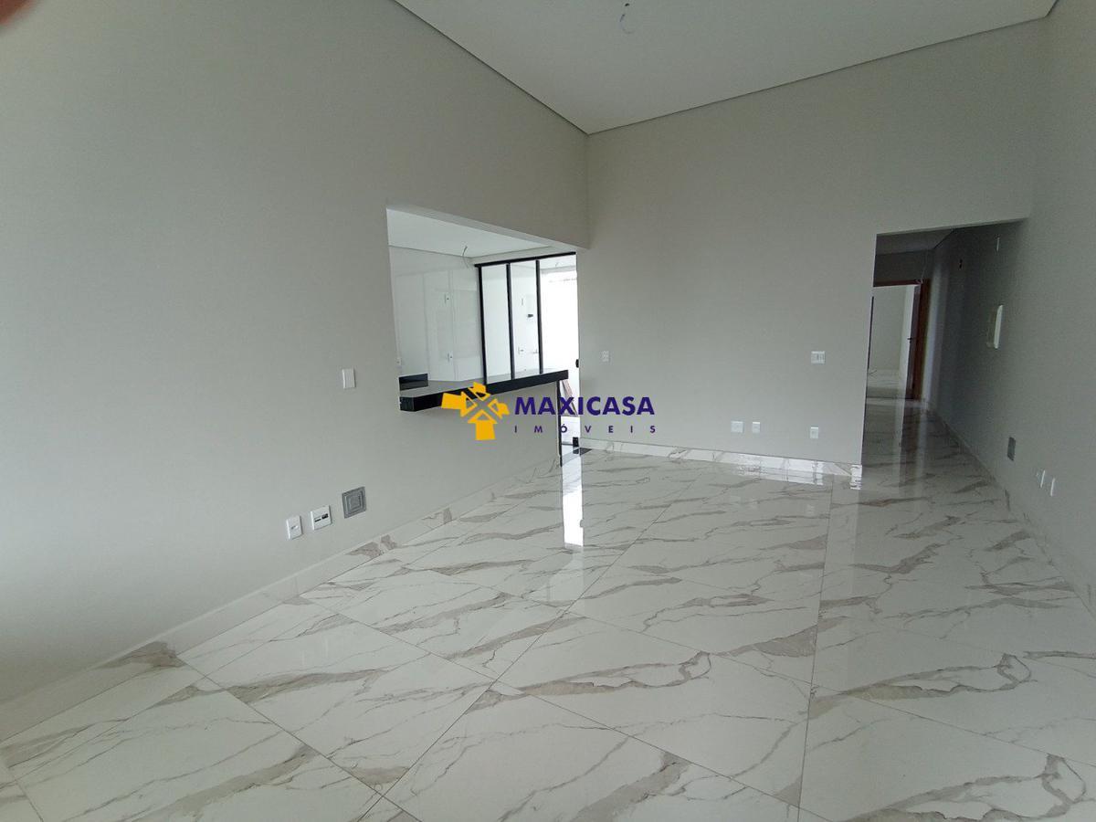 Casa, Rio Branco, 3 Quartos, 2 Vagas, 1 Suíte